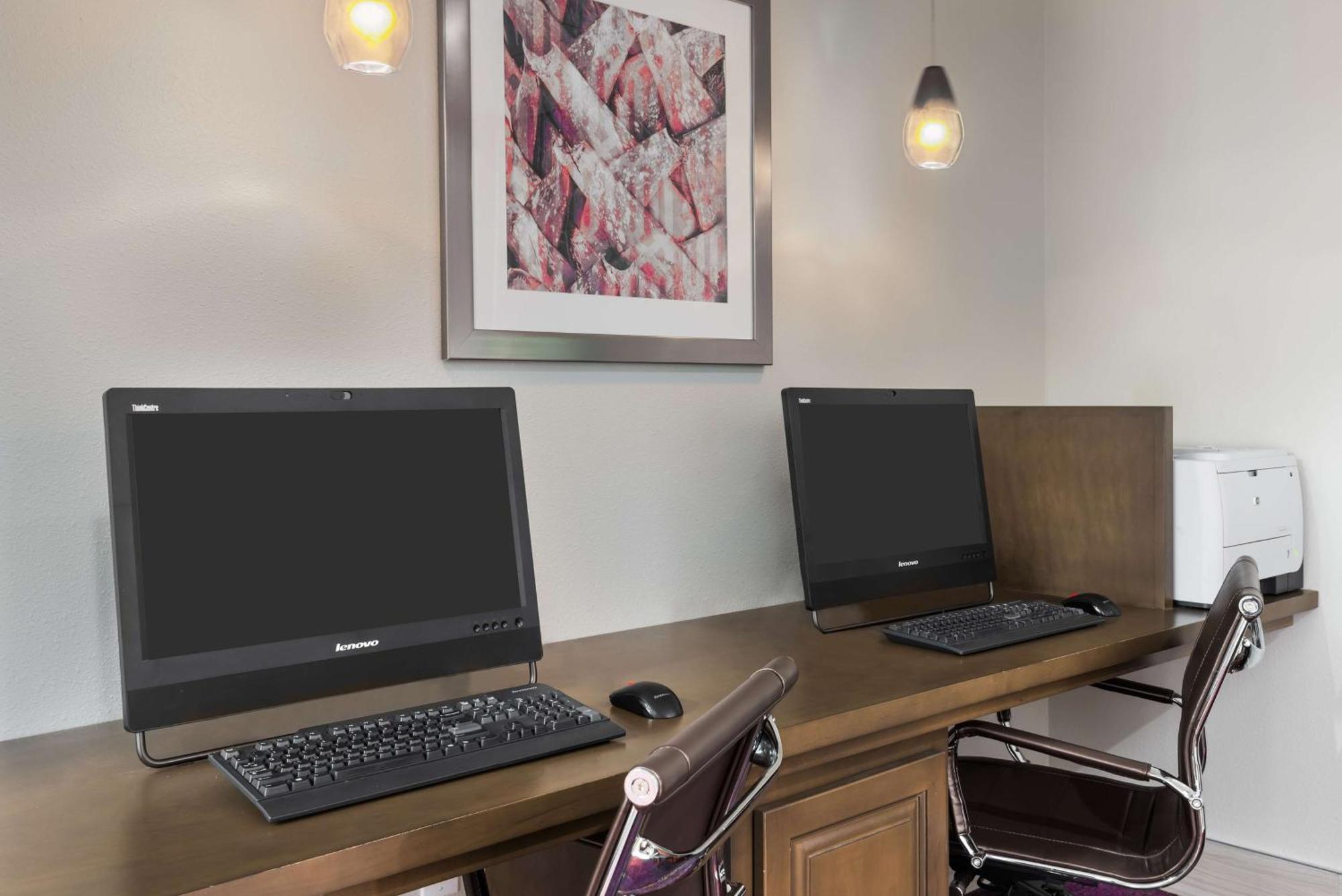 Homewood Suites By Hilton Orlando-Ucf Area Alafaya Exterior photo