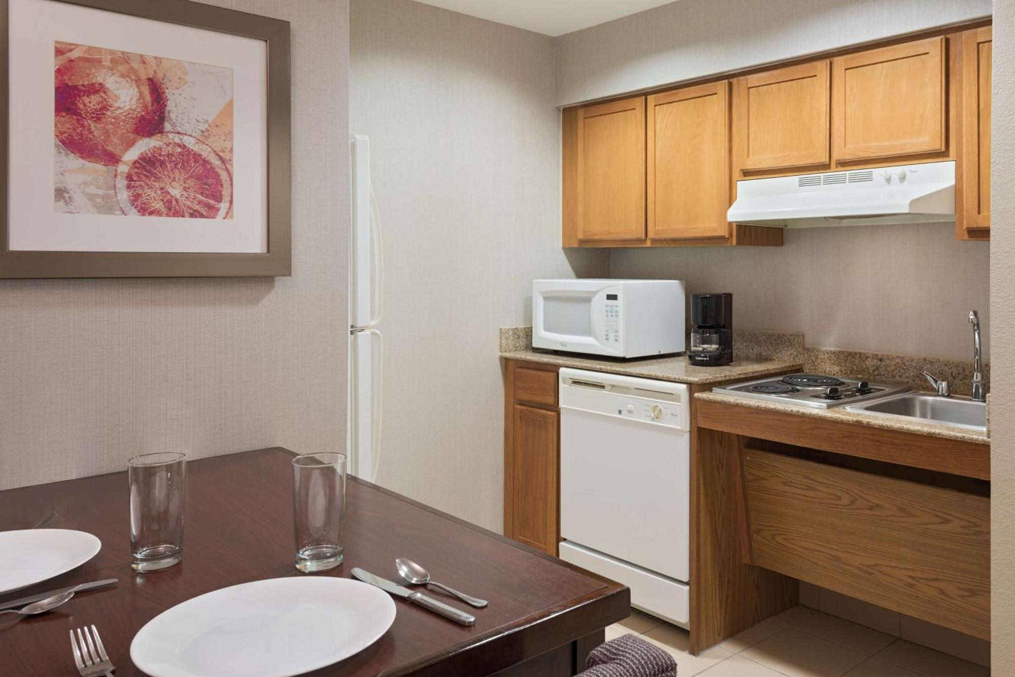 Homewood Suites By Hilton Orlando-Ucf Area Alafaya Exterior photo