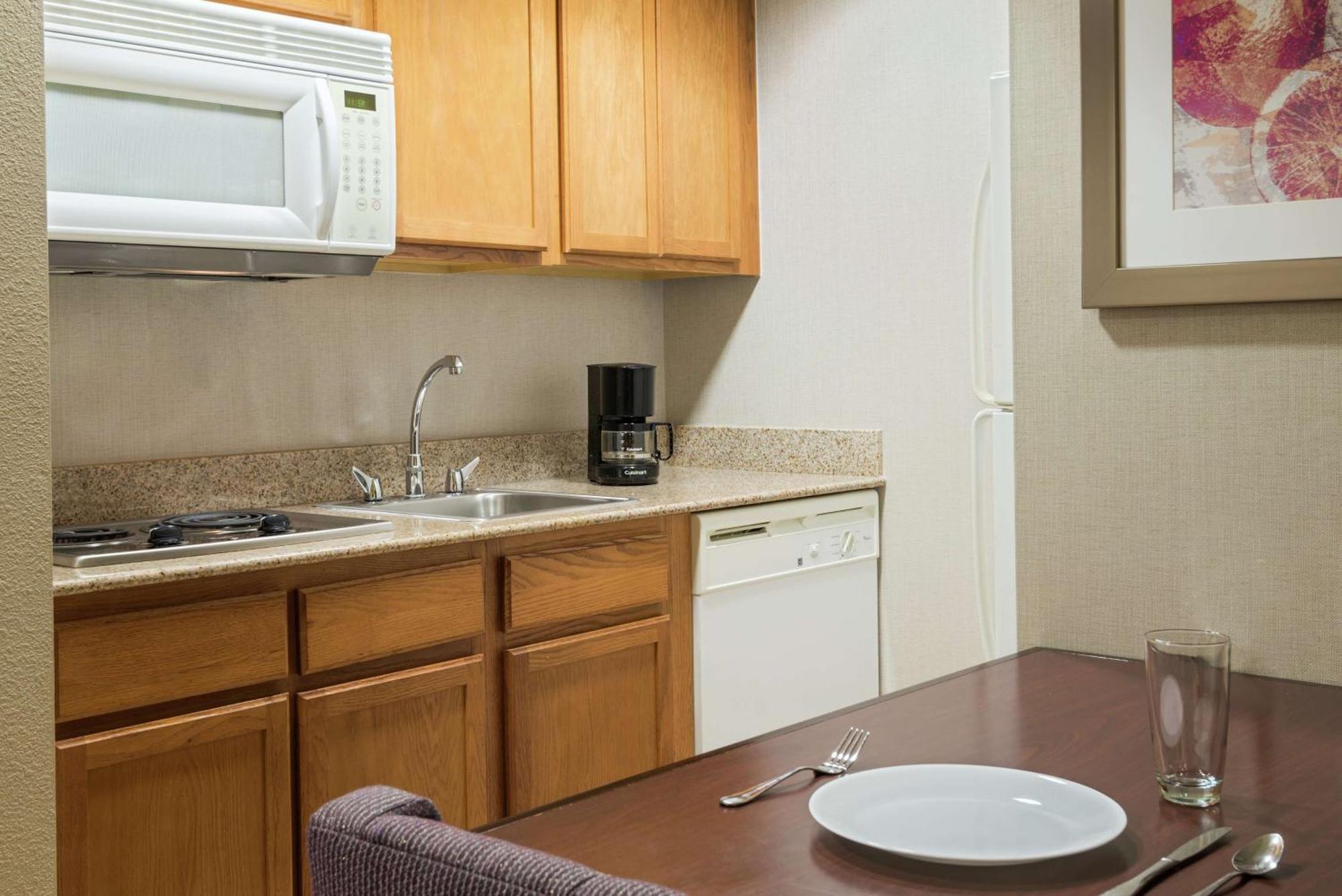 Homewood Suites By Hilton Orlando-Ucf Area Alafaya Exterior photo