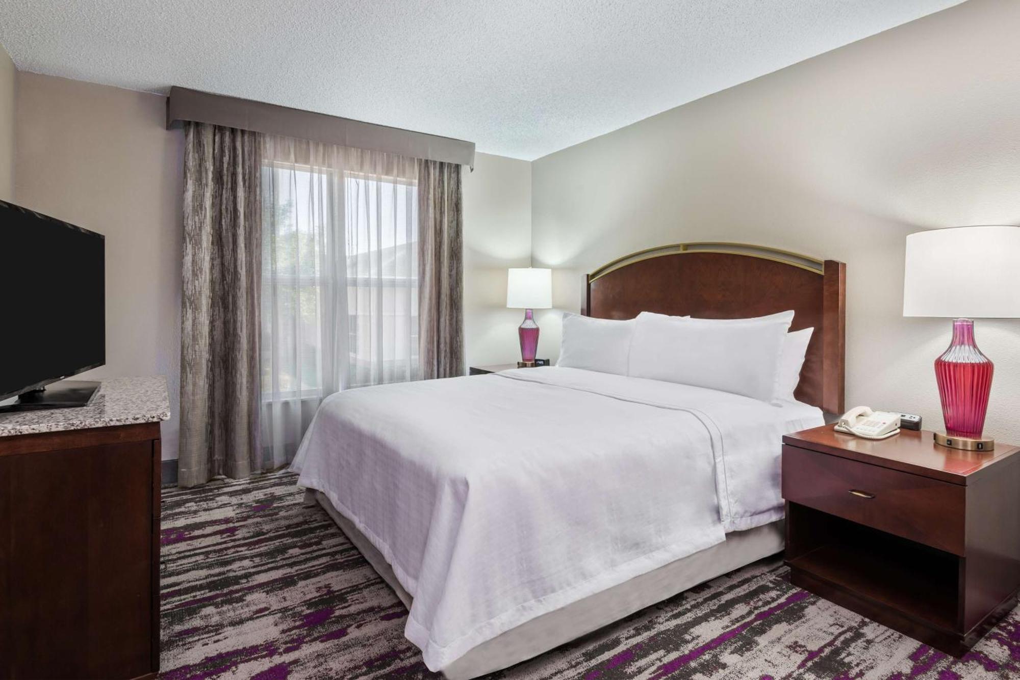 Homewood Suites By Hilton Orlando-Ucf Area Alafaya Exterior photo