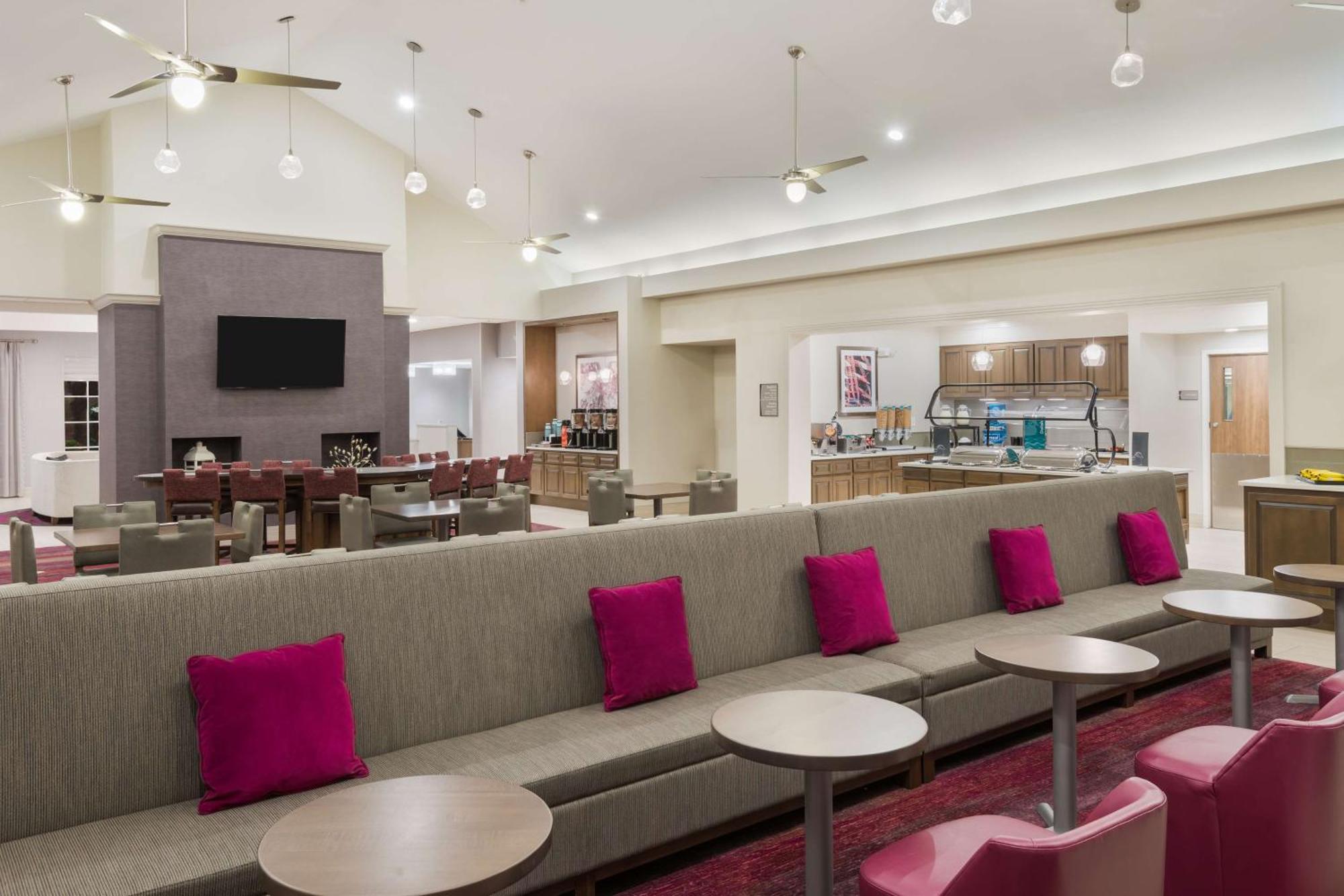 Homewood Suites By Hilton Orlando-Ucf Area Alafaya Exterior photo