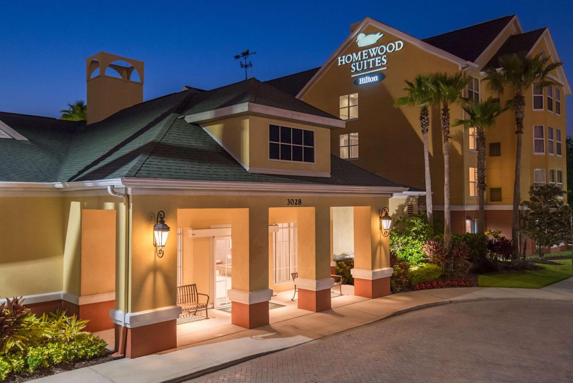 Homewood Suites By Hilton Orlando-Ucf Area Alafaya Exterior photo