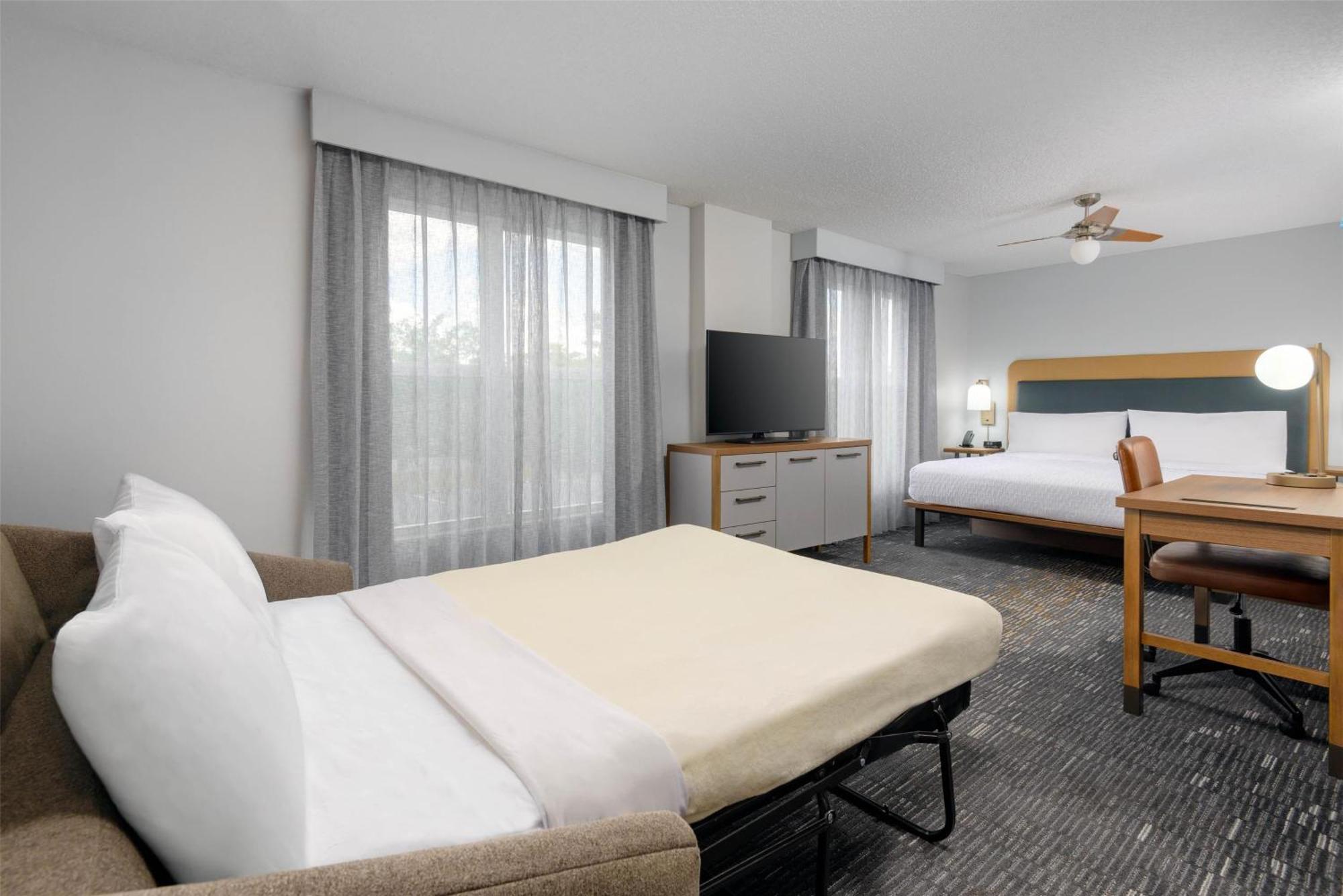 Homewood Suites By Hilton Orlando-Ucf Area Alafaya Exterior photo